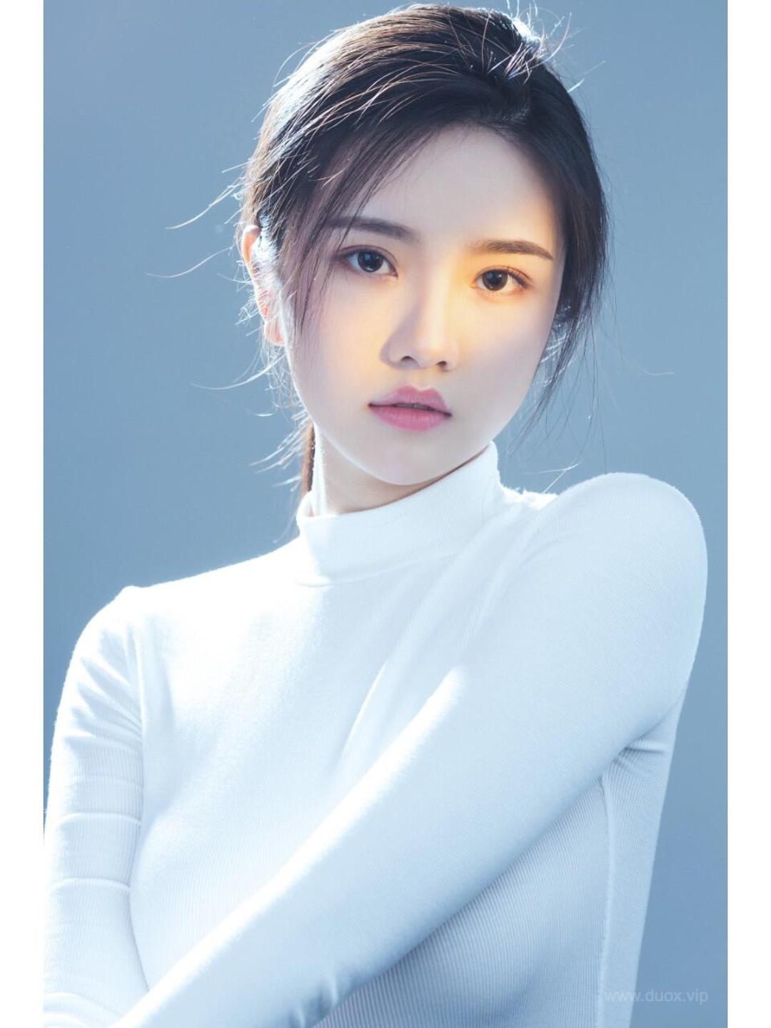 氧气少女写真一束光惊鸿一批