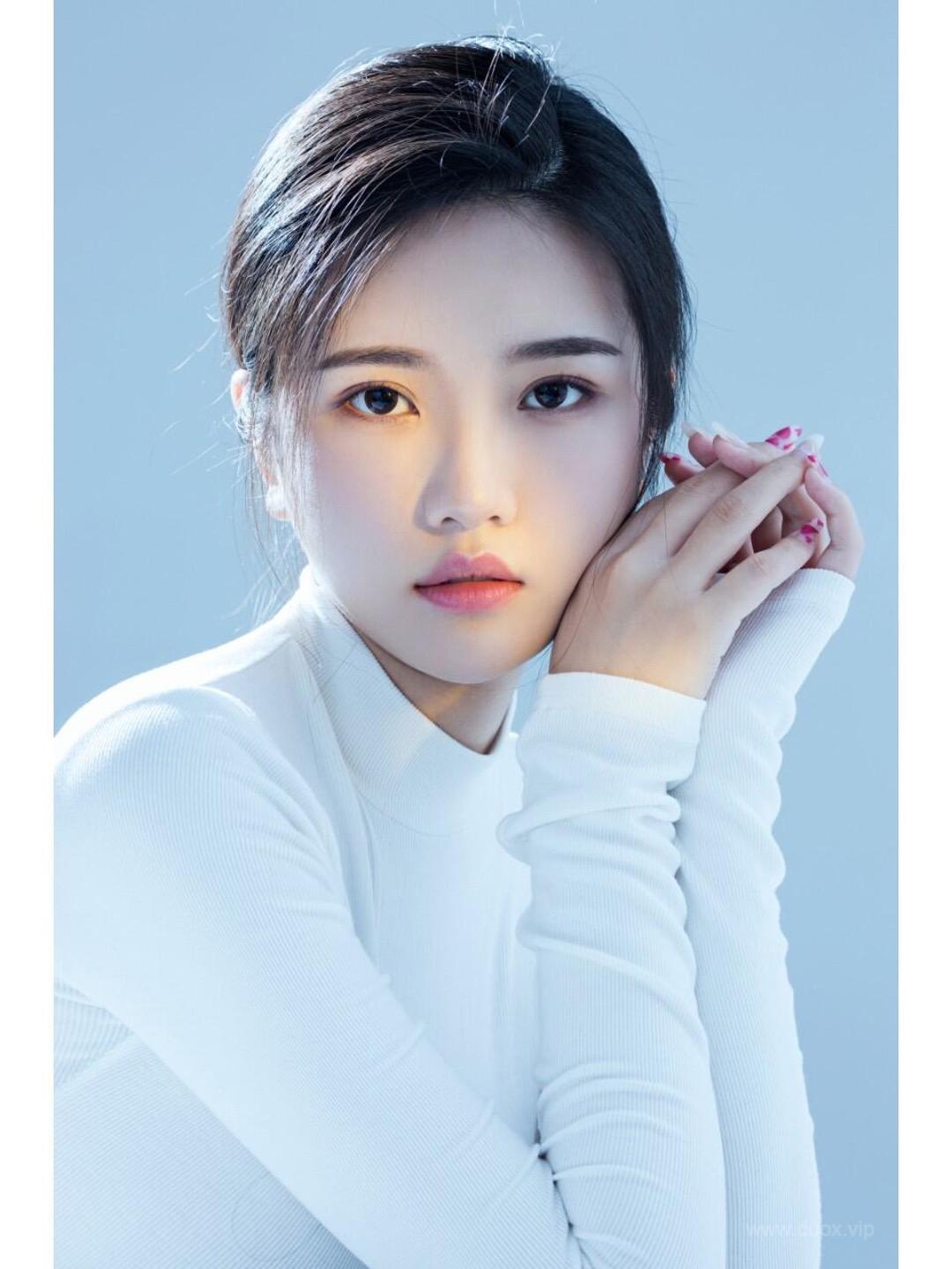 氧气少女写真一束光惊鸿一批