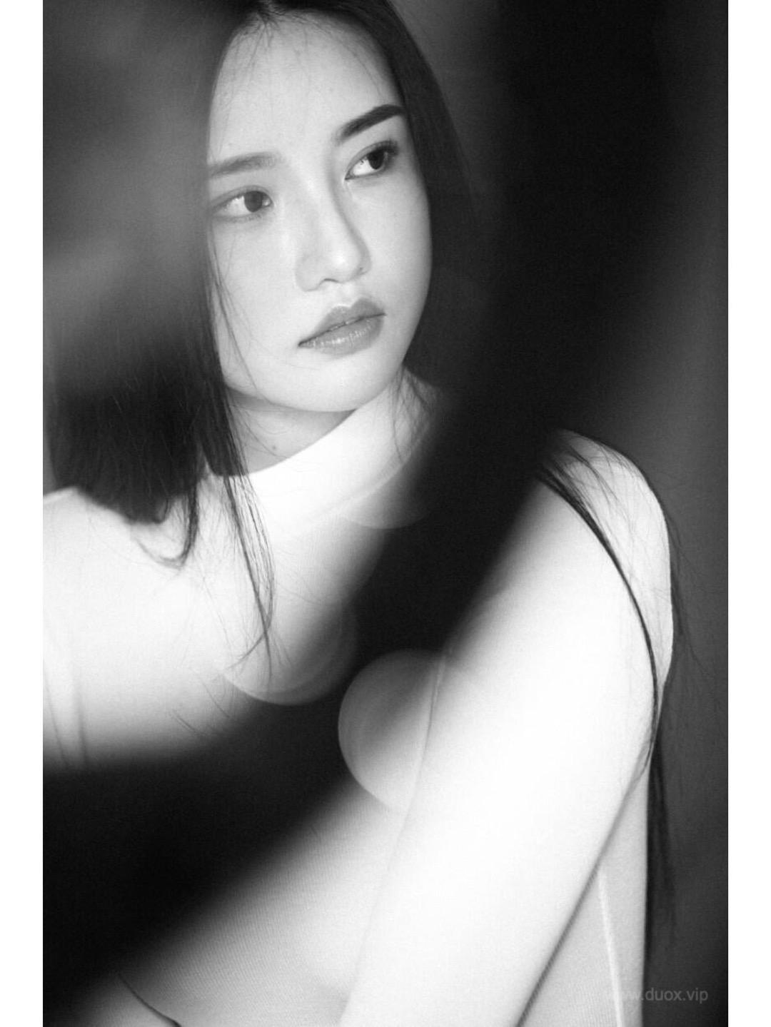 氧气少女写真一束光惊鸿一批