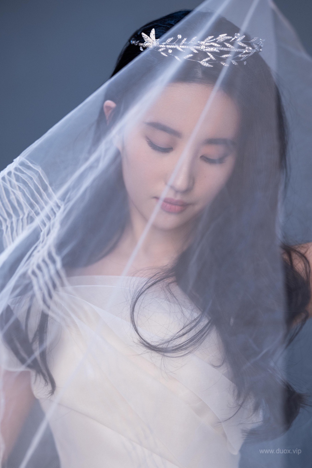 刘亦菲温婉长裙唯美写真