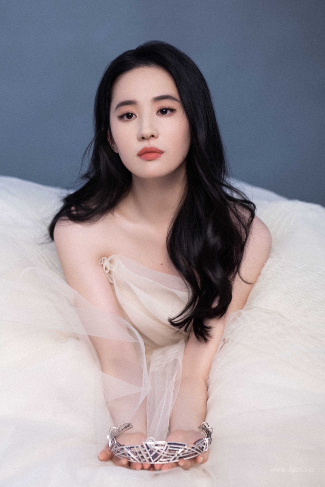 刘亦菲温婉长裙唯美写真