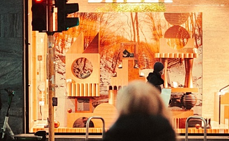 马路对面的小屋壁纸