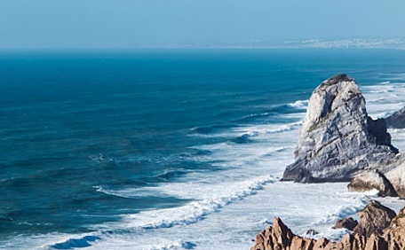 站在山上拍海景风景壁纸