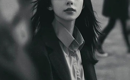 港风黑白美女壁纸