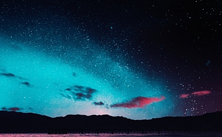 深夜下的极光风景壁纸