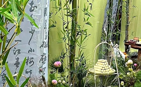 ins竹林下的下午茶茶店甜品绿色国风壁纸